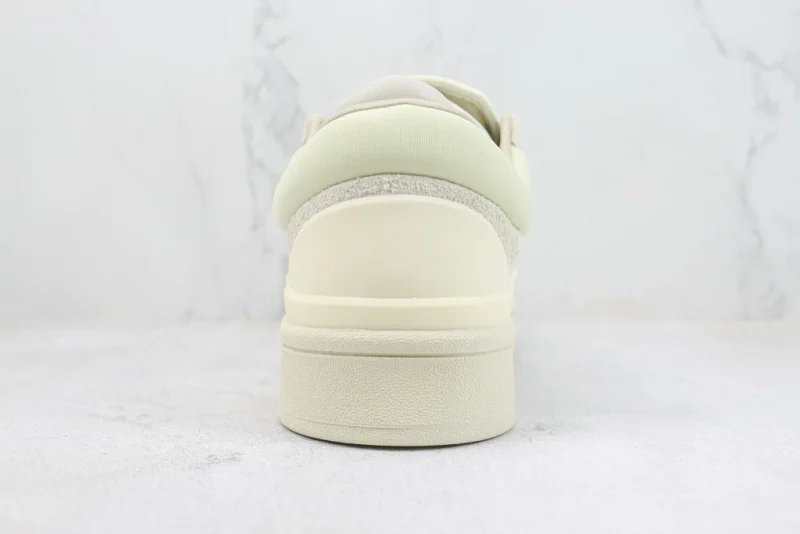 Tênis Adidas Bad Bunny x Campus - Luz