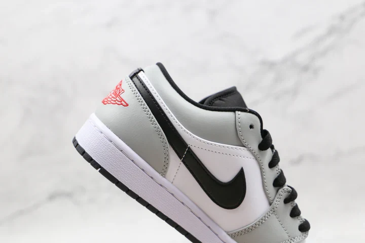 Tênis Air Jordan 1 Low - Grey White