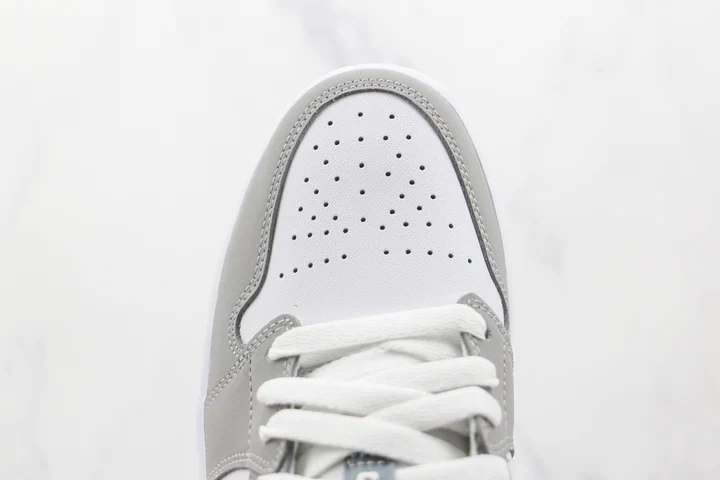 Tênis Air Jordan 1 Low - Wolf Grey