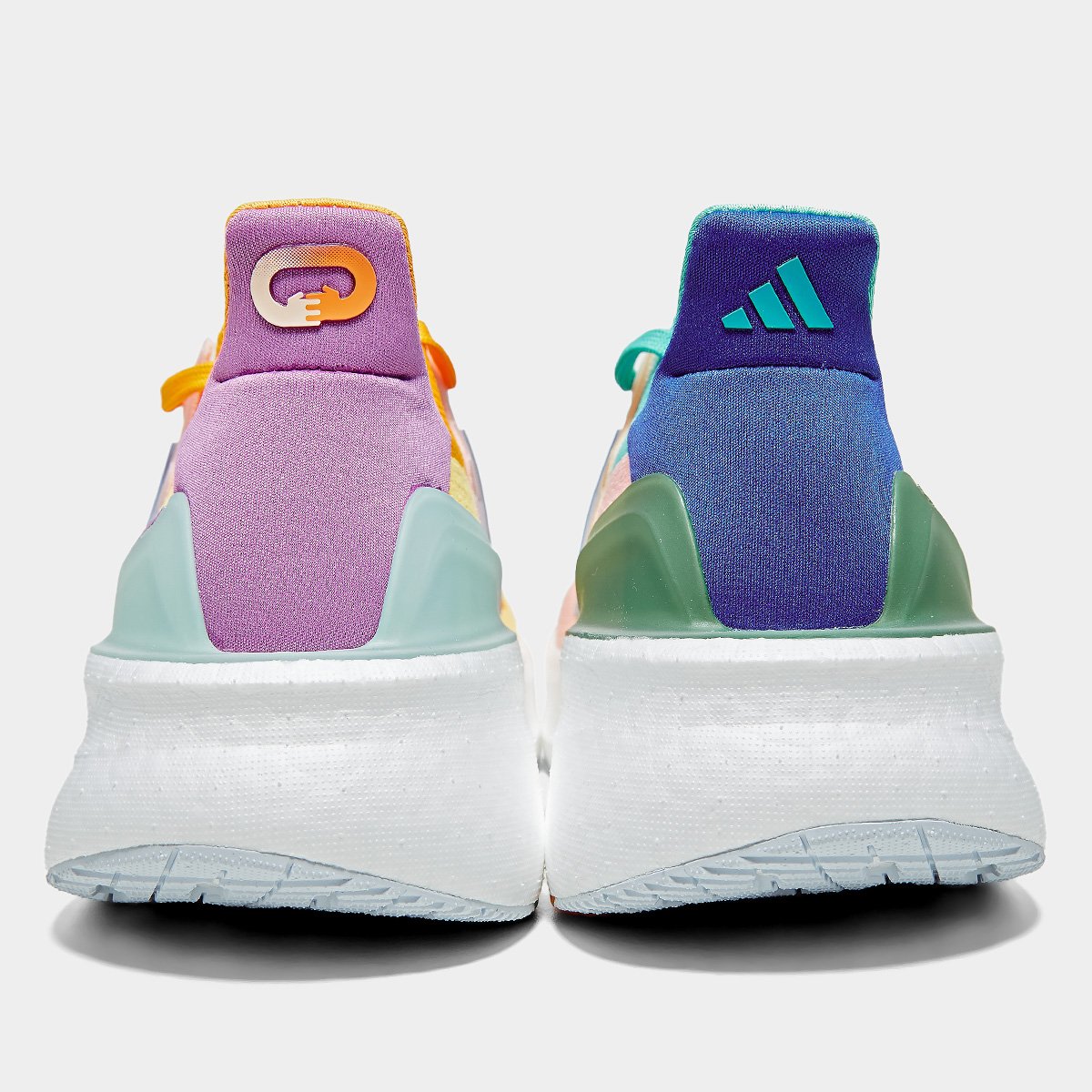 Tênis Adidas Ultraboost 5 Feminino - Laranja | Azul