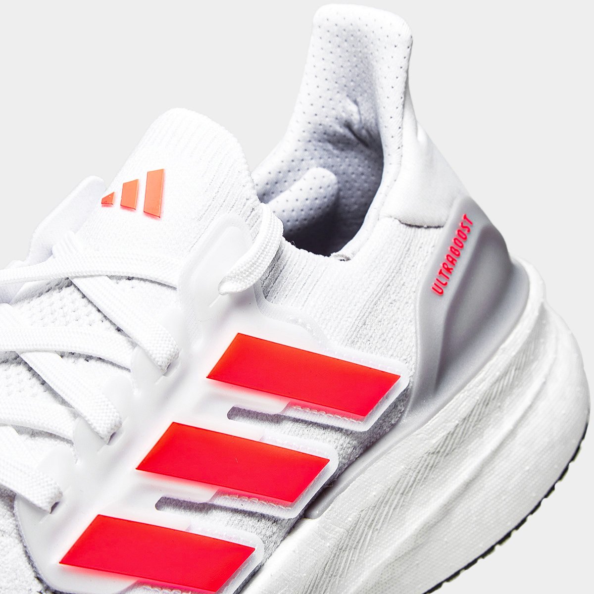 Tênis Adidas Ultraboost 5 Masculino - Branco | Laranja