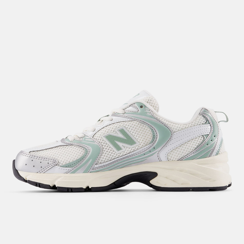 Tênis New Balance 530 Unisex Branco Off/Verde Claro