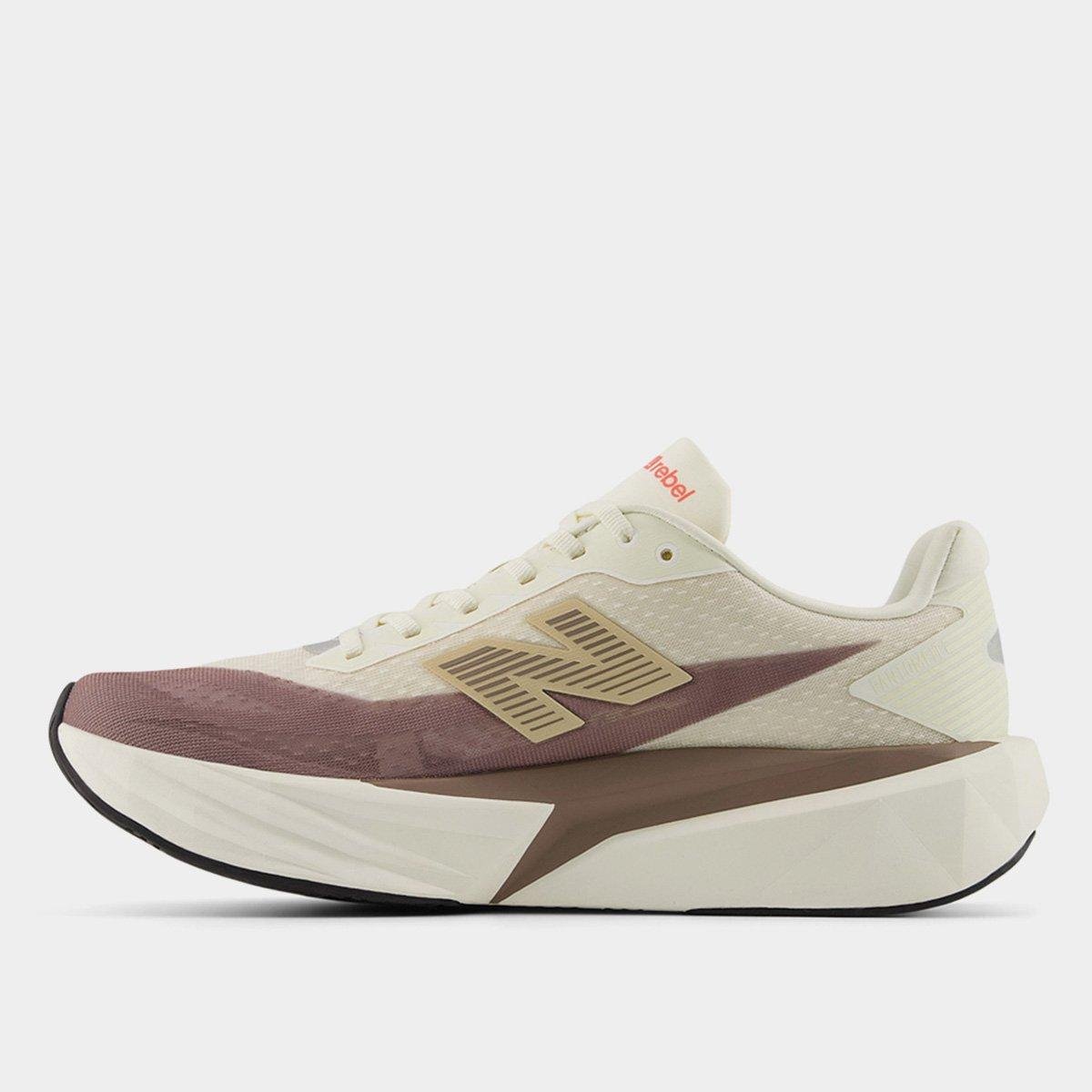 Tênis New Balance Fuelcell Rebel V5 Masculino - Off White