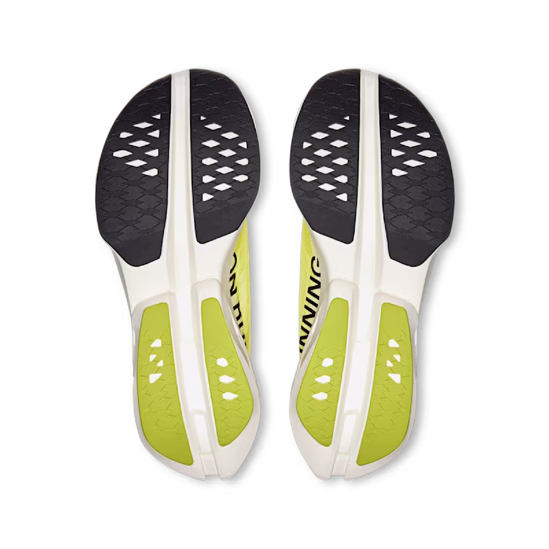 Tênis ON Cloudboom Strike Feminino - Limelight  |  Wolf